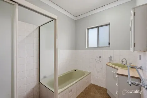 Property photo of 21 Chynoweth Avenue Hackham SA 5163