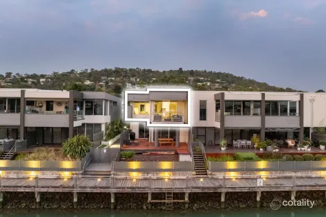 B201/83 Spinnaker Tce, Safety Beach, VIC 3936