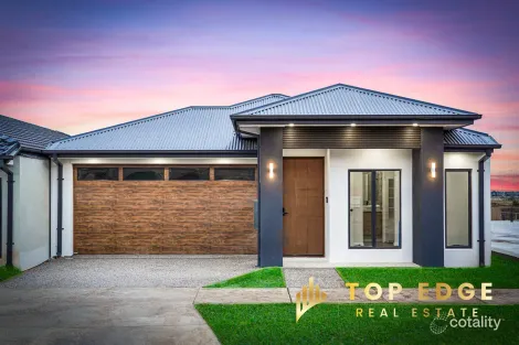 Property photo of 5 Archduke Drive Deanside VIC 3336