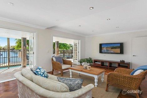 Property photo of 23 Argyle Crescent Bundall QLD 4217
