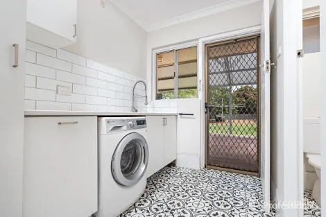 Property photo of 239 Third Street Wonthella WA 6530