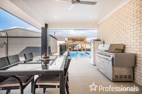 Property photo of 51 Graham Drive Kelso NSW 2795