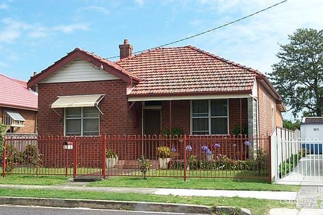 Property photo of 22 Park Street Hamilton South NSW 2303