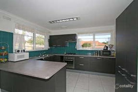 16 Cedar St, Langwarrin, VIC 3910