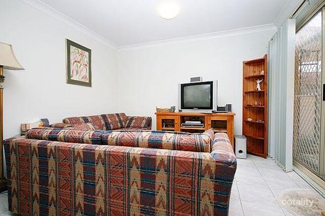 Property photo of 21E Terpentine Place Yagoona NSW 2199