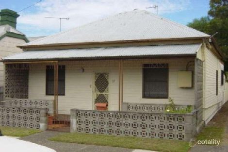 27 Cleary St, Hamilton, NSW 2303