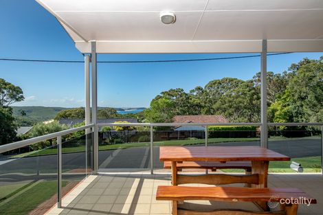 Property photo of 1 Garrawilla Crescent Dudley NSW 2290