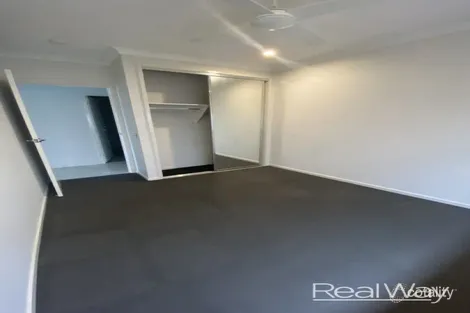 Property photo of 40 Cambridge Way Ripley QLD 4306