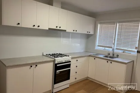 Property photo of 2/70 Ormond Road Clayton VIC 3168