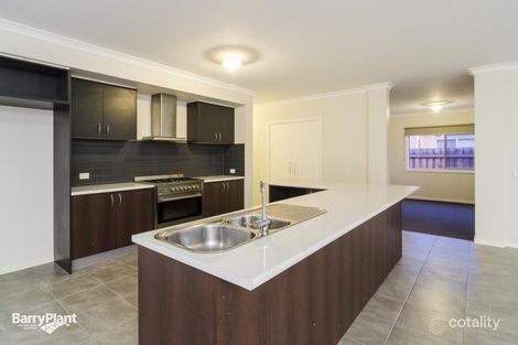 Property photo of 4 Boxgrass Street Point Cook VIC 3030