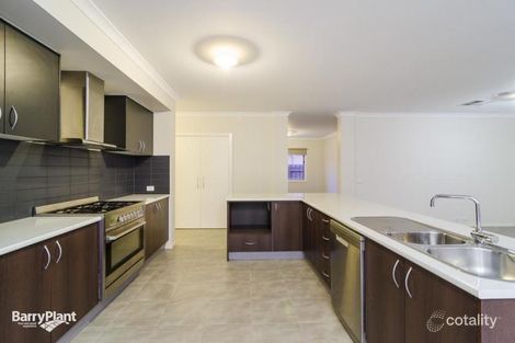 Property photo of 4 Boxgrass Street Point Cook VIC 3030