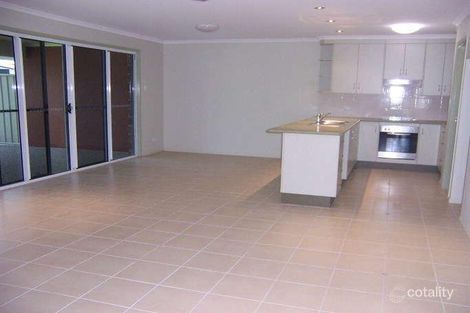 1 Grange Ct, Emerald, QLD 4720