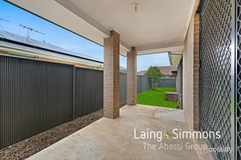 Property photo of 21 Moluccana Crescent Ropes Crossing NSW 2760