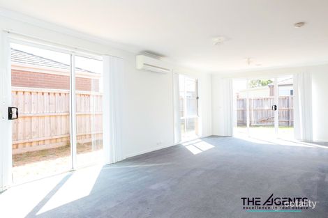 Property photo of 42 Laurence Way Tarneit VIC 3029