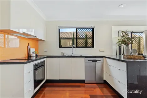 Property photo of 1/7 Eversley Terrace Yeronga QLD 4104
