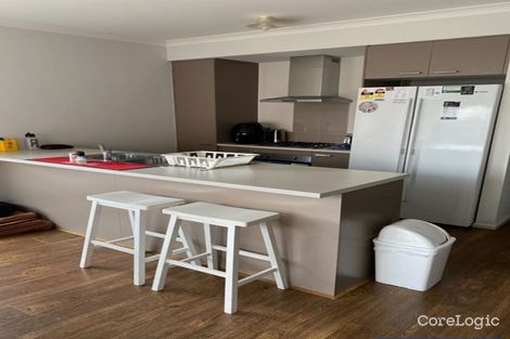 Property photo of 15 Colias Walk Tarneit VIC 3029