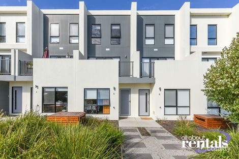 Property photo of 5/17 Edgeware Close Pakenham VIC 3810