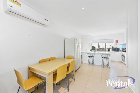 Property photo of 5/17 Edgeware Close Pakenham VIC 3810