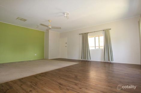 Property photo of 11 Mellish Crescent Emerald QLD 4720
