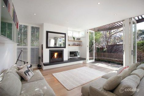 Property photo of 28 Kooyong Road Armadale VIC 3143