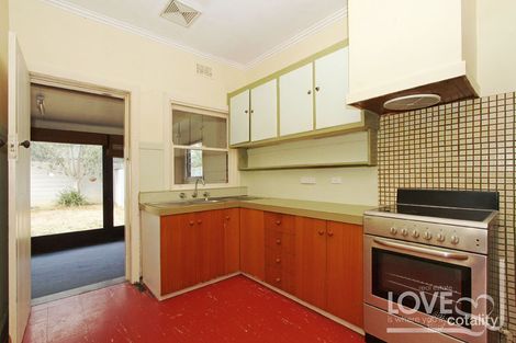 Property photo of 15 Bird Avenue Northcote VIC 3070