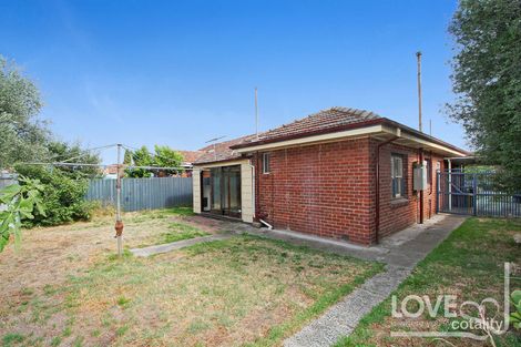 Property photo of 15 Bird Avenue Northcote VIC 3070