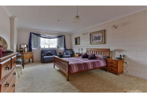 Property photo of 156 Warner Street Rosenthal Heights QLD 4370
