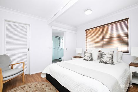 Property photo of 86 Lascelles Road Narraweena NSW 2099