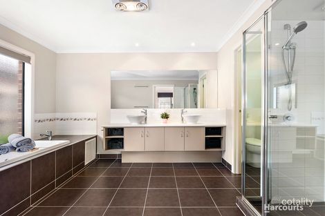 Property photo of 128 Webster Way Pakenham VIC 3810