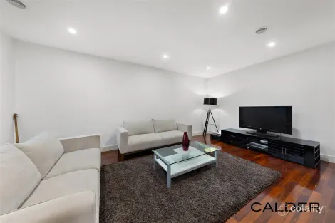 Property photo of 19 Chesterfield Road Cairnlea VIC 3023