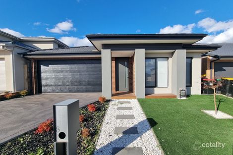 8 Valiant St, Deanside, VIC 3336