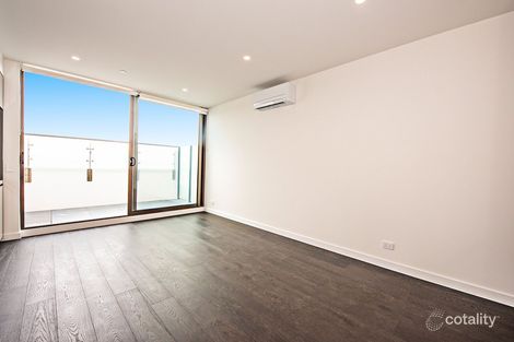 Property photo of 201/240 McKinnon Road McKinnon VIC 3204