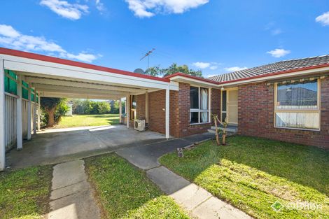 Property photo of 10 Franleigh Drive Narre Warren VIC 3805