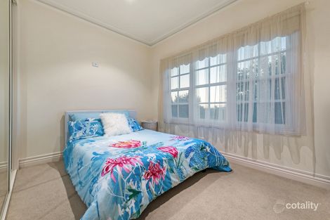 Property photo of 5 Grandview Boulevard Craigieburn VIC 3064