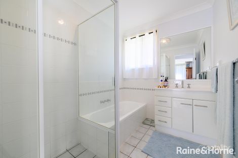 Property photo of 2 Angie Court New Auckland QLD 4680