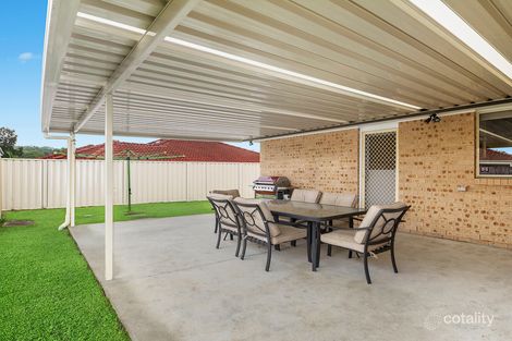 Property photo of 3 Angophora Close Mount Hutton NSW 2290