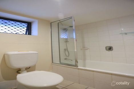 60/7 Landsborough Tce, Toowong, QLD 4066