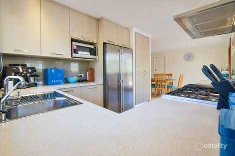Property photo of 6 Meadowview Rise Aberfoyle Park SA 5159