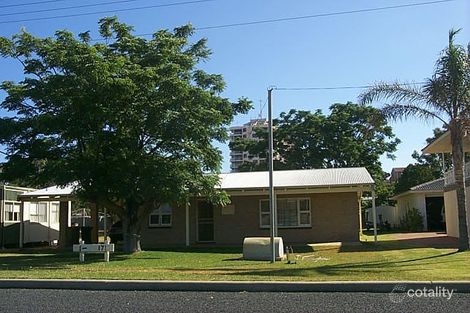 Property photo of 17 Gallop Street Halls Head WA 6210