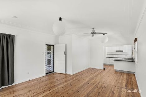 Property photo of 47 Laxton Crescent Belmont North NSW 2280