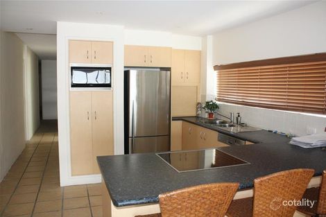 Property photo of 69 Garfield Terrace Surfers Paradise QLD 4217