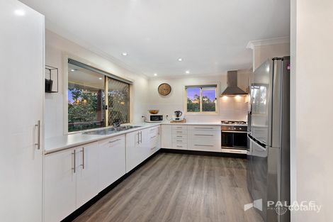 Property photo of 103 Riverside Avenue Barellan Point QLD 4306