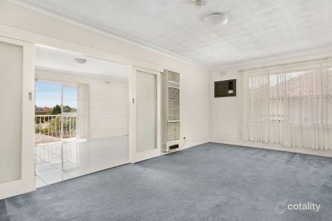 Property photo of 20 Montpellier Drive Avondale Heights VIC 3034