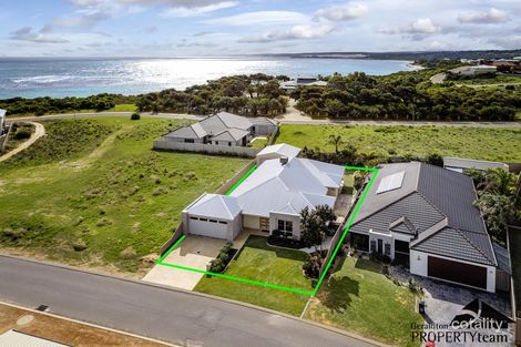 Property photo of 6 Coastside Crescent Glenfield WA 6532