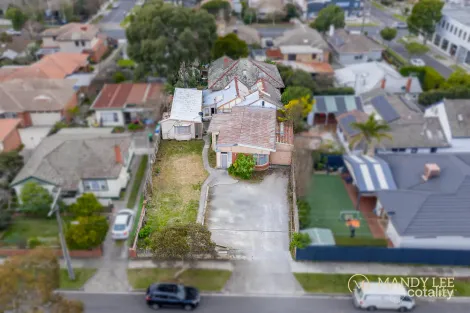 Property photo of 12 Stanley Street Box Hill South VIC 3128