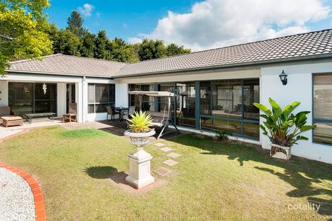 Property photo of 2019 Gracemere Gardens Circuit Hope Island QLD 4212
