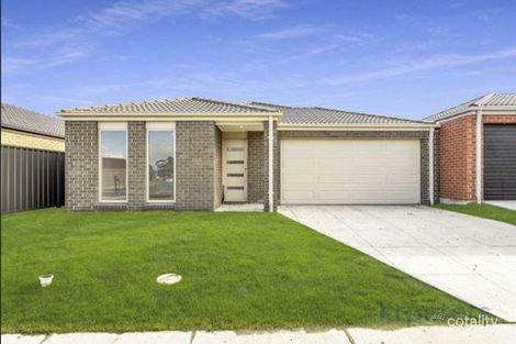 Property photo of 18 Jarrod Drive Pakenham VIC 3810