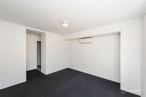 Property photo of 17 Lindberg Boulevard Ellenbrook WA 6069