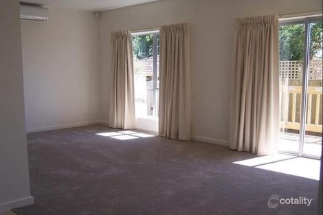 Property photo of 4/13 Linden Avenue Ivanhoe VIC 3079