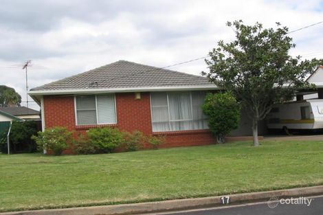 17 Hanbury St, Greystanes, NSW 2145